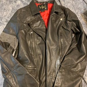 Michael Jackson, Billy Jean, leather jacket